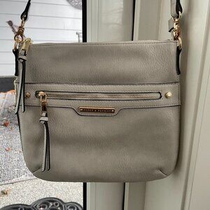 Poppy & Peonies The Everyday Crossbody Vegan Leather Bag Light Grey NWOT